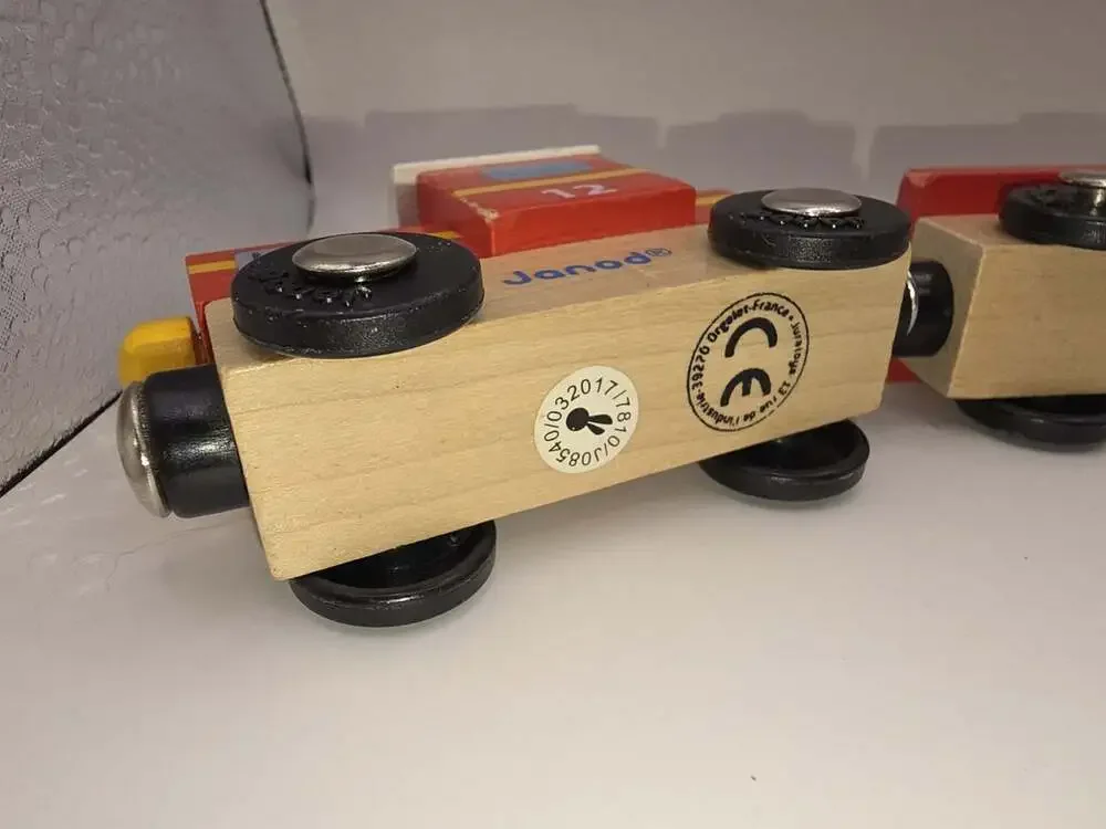 🔥Janod Wooden Firefighter Train Cars Set Magnetic